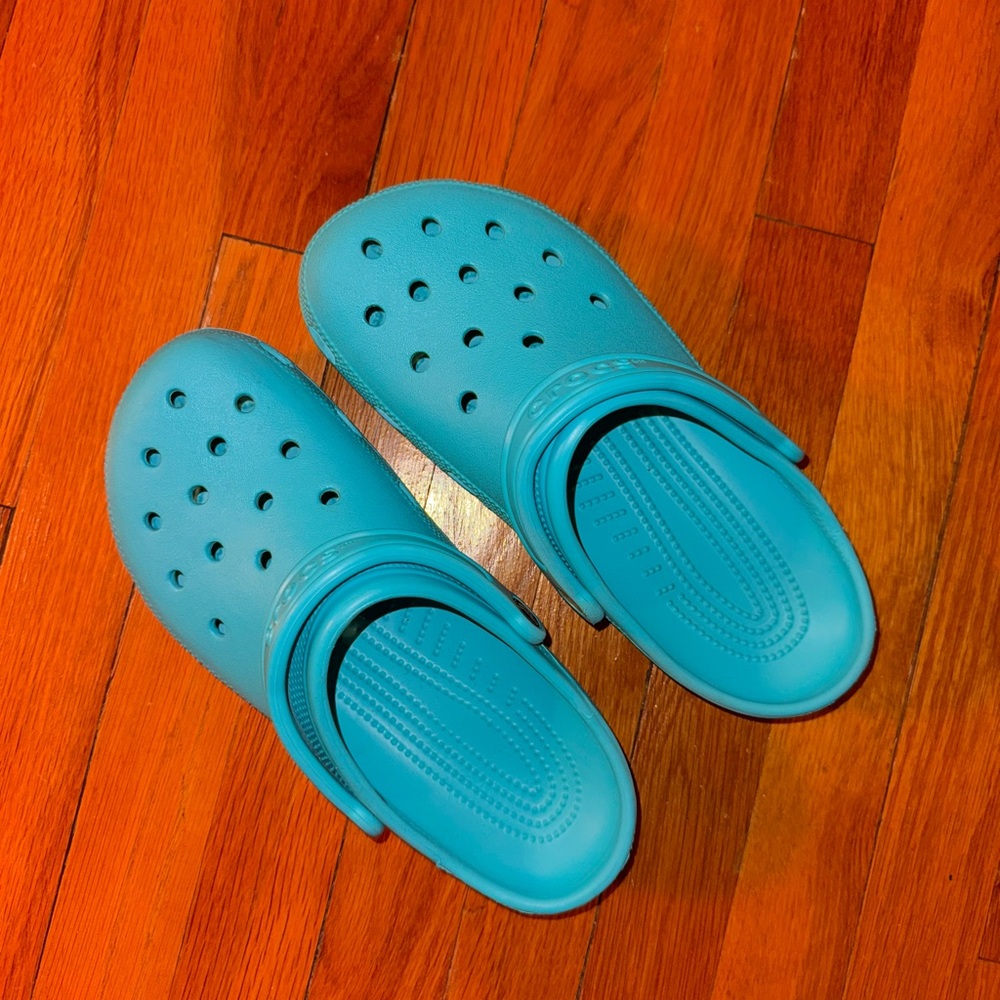 CROCS Classic Aqua Clogs